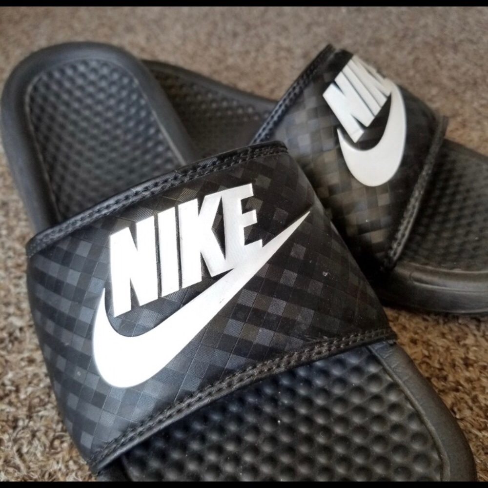 Nike slides